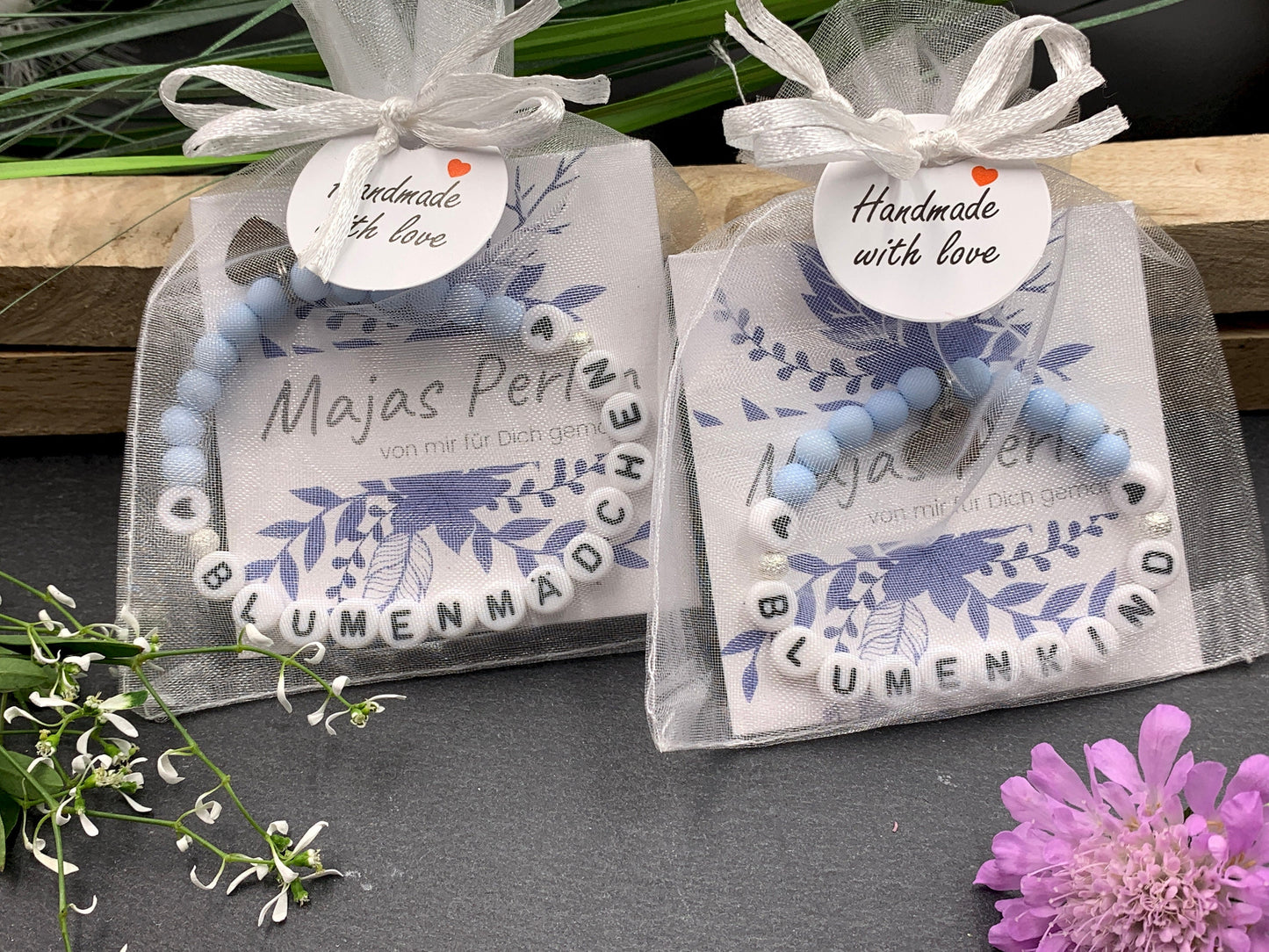 Perlenarmband Blumenkind Blau - Perlen Acryl 6 mm - Geschenk Blumenmädchen Blumenjunge - Kinder und Hochzeit- Wunschfarbe - personalisierbar