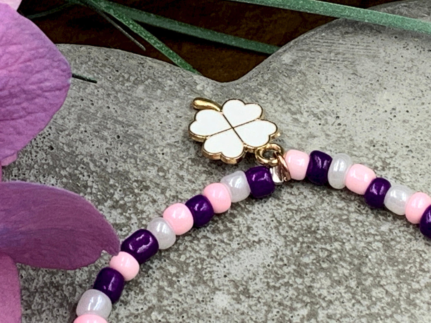 Armband Name Rocailles Glasperlen - Geschenk mit Namen Perlen  Namensarmband Lieblingsmensch Kinderarmband Namensarmband - viele Farben