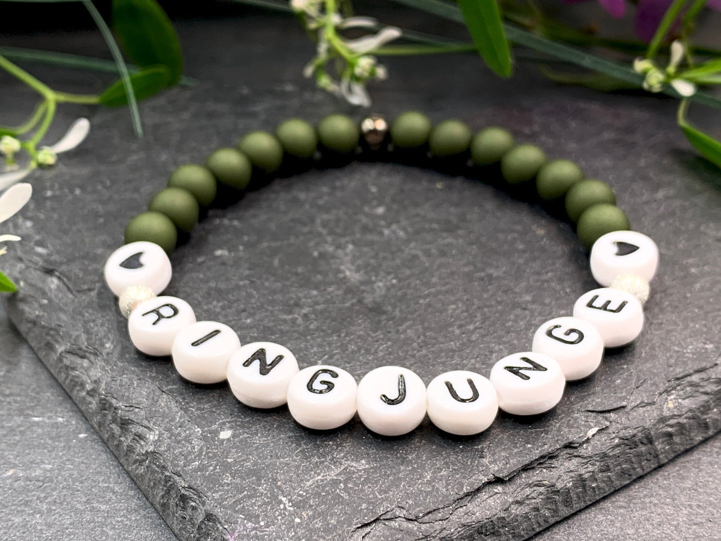 Armband Ringjunge Acryl Oliv - Perlen 6 mm - Geschenk Ringkind Ringmädchen- rund um Hochzeit - viele Farben - alle Größen - handmade