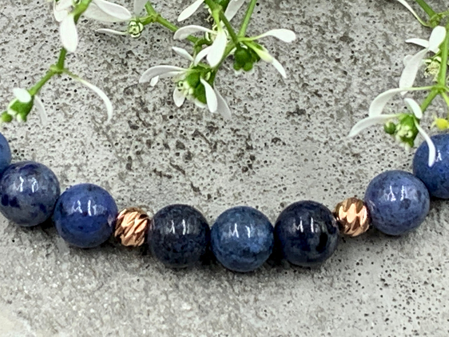 Armband Dumortierit Makramee Größe einstellbar - Perlen Roségold plated - Perlenarmband Naturstein echt - personalisierbar viele Edelsteine