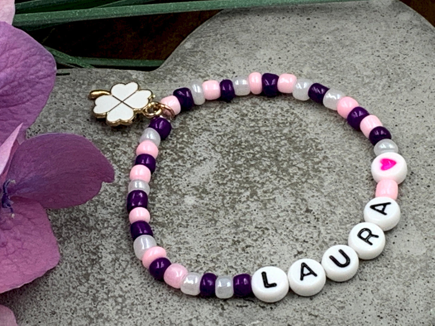 Armband Name Rocailles Glasperlen - Geschenk mit Namen Perlen  Namensarmband Lieblingsmensch Kinderarmband Namensarmband - viele Farben