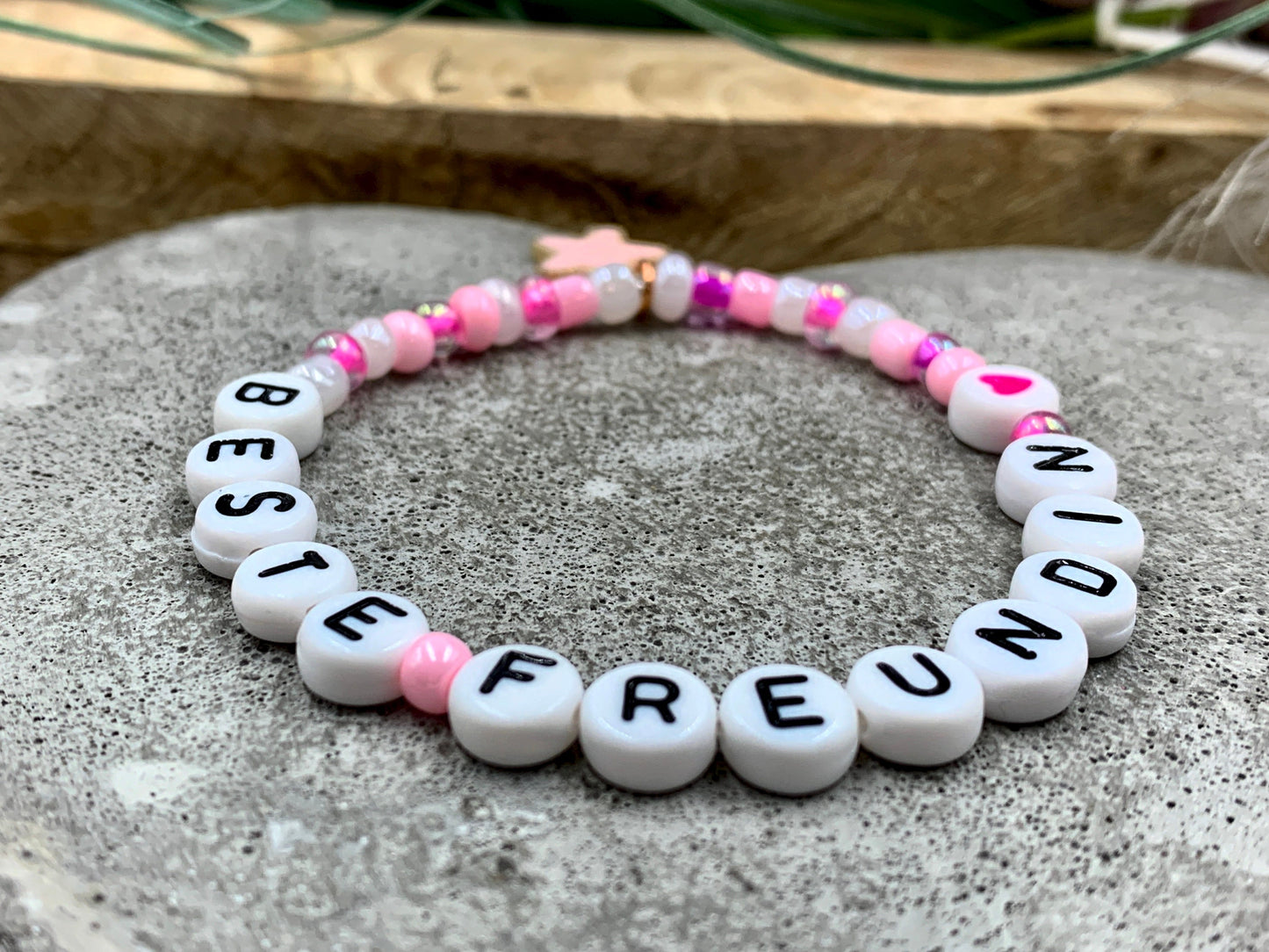 Namensarmband Rocailles Beste Freundin - Rosa Weiß Pink - Mädchenarmband Freundschaft Kinder - Perlenarmband mit Namen - Farben wählbar