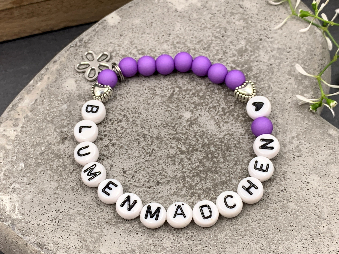 Armband Blumenmädchen Flieder - Acrylperlen 6 mm - Geschenk Blumenkind Blumenjunge - Kinder und Hochzeit- Wunschfarbe - personalisierbar