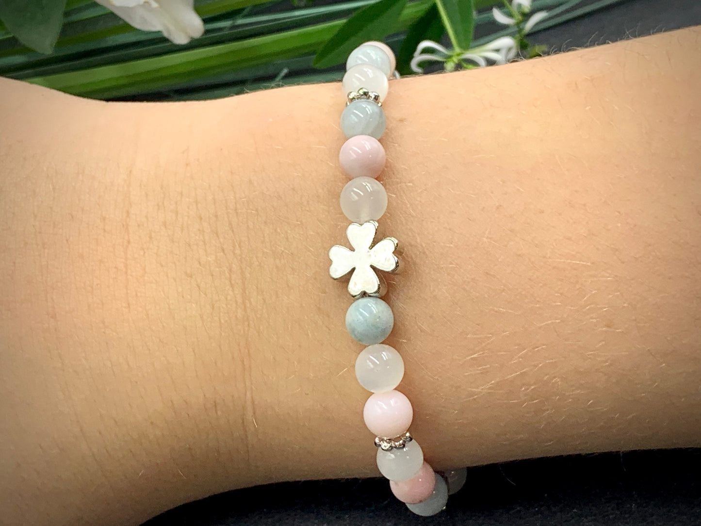 Glücksarmband Mix Mondstein Aquamarin Opal rosa Perlen echt platiniert - Perlenarmband emotionale Balance Klarheit Kreativität Liebe