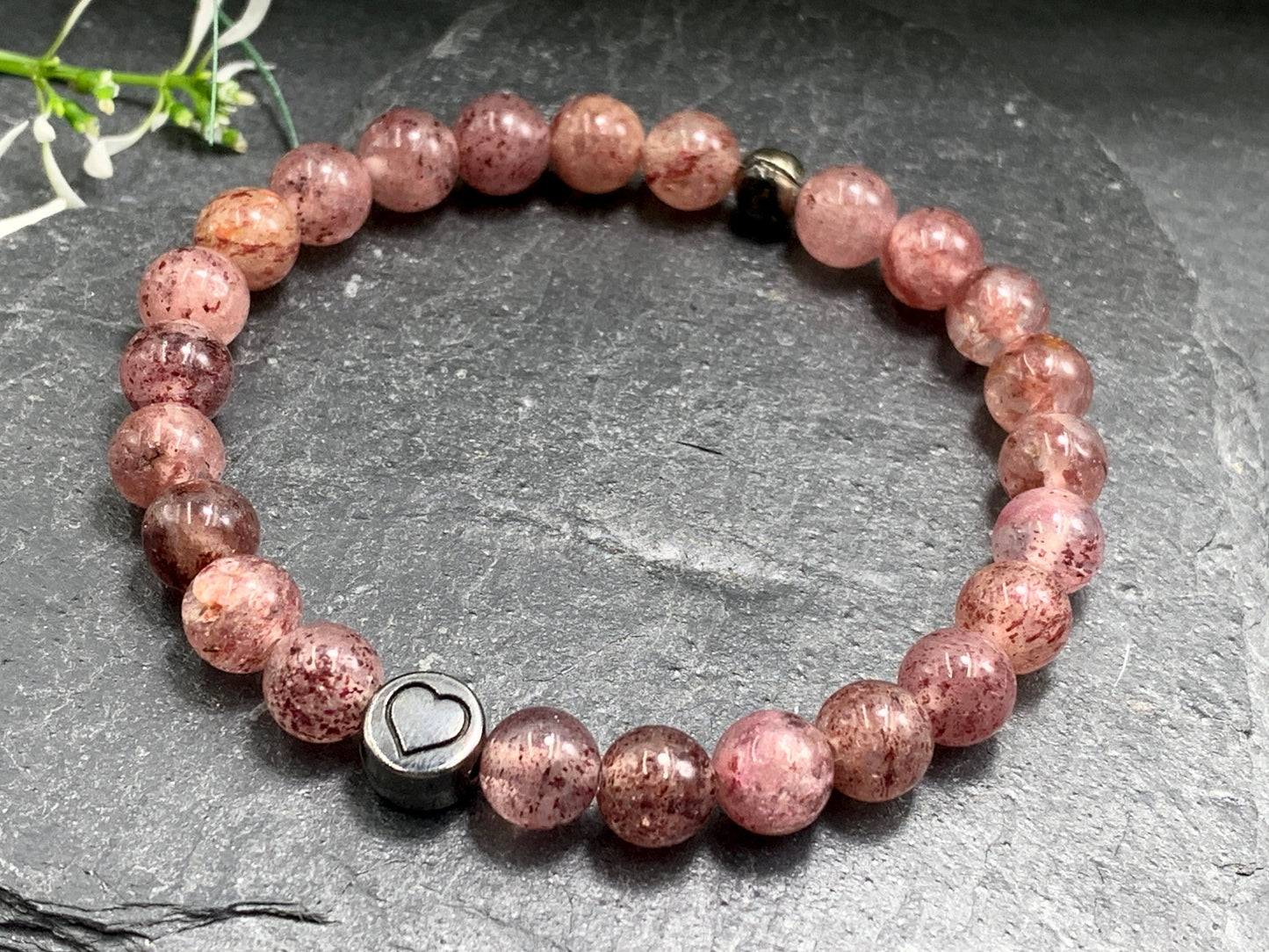 Armband Erdbeerquarz echter Naturstein mit Herz DQ - Silber Gold Roségold Gunmetal - spirituelles Armband - Geschenk Liebe Glück Freundin