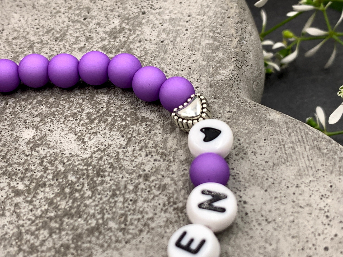 Armband Blumenmädchen Flieder - Acrylperlen 6 mm - Geschenk Blumenkind Blumenjunge - Kinder und Hochzeit- Wunschfarbe - personalisierbar