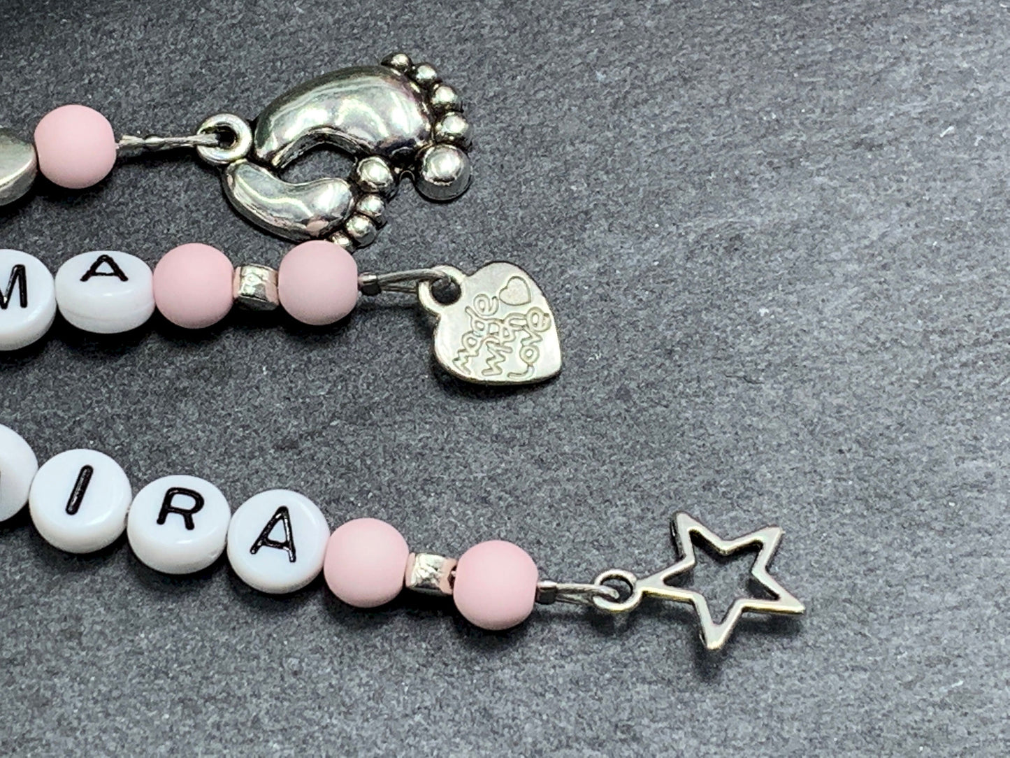 Schlüsselanhänger Oma Name Perlen Acryl Rosa - Geschenk Mutter Großmutter Geburt Liebe - personalisierbar - echte Edelsteine möglich