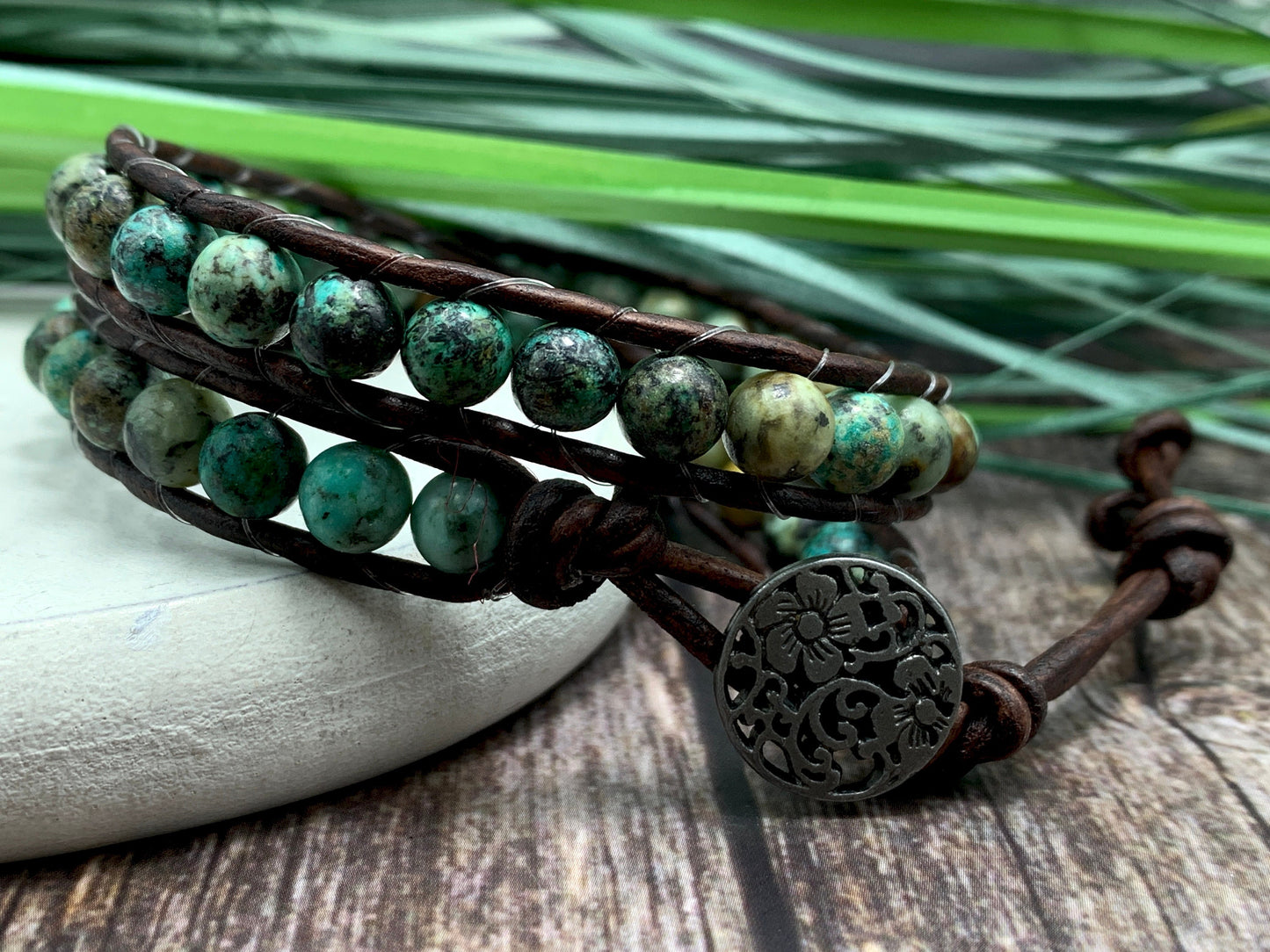 Wickelarmband Afrikanischer Türkis und Leder - gewickeltes Bohoarmband aus Natursteinen - Geschenk Mama Lieblingsmensch - Edelstein wählbar