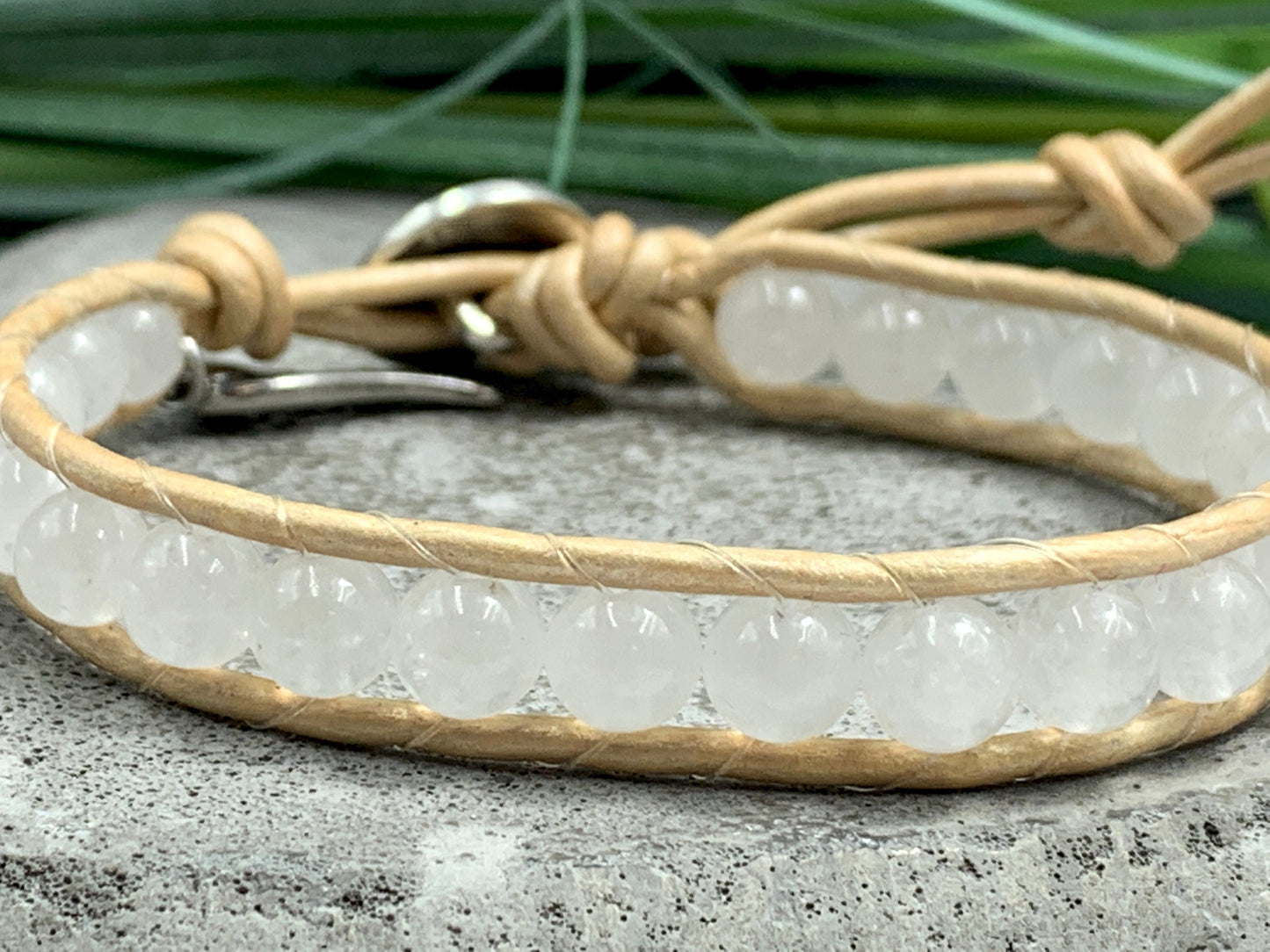 Wickelarmband Mondstein und Leder Vintage Stil - Bohoarmband Festivalstil- viele Edelsteine möglich - Geschenk Perlenarmband Damen Herren