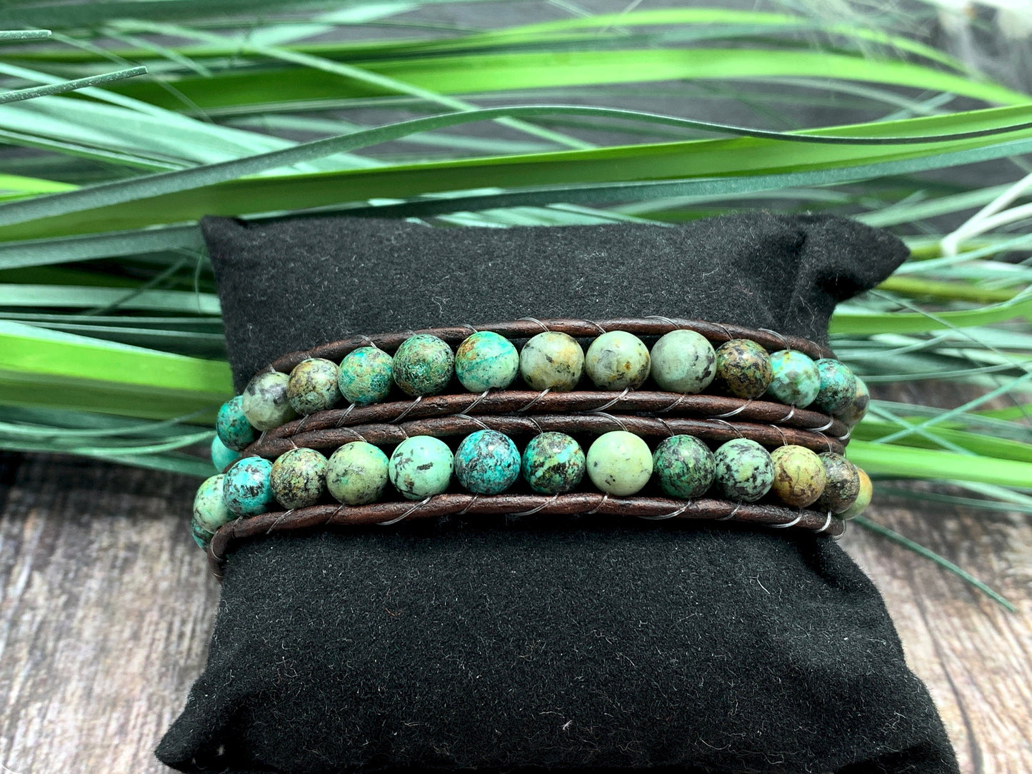 Wickelarmband Afrikanischer Türkis und Leder - gewickeltes Bohoarmband aus Natursteinen - Geschenk Mama Lieblingsmensch - Edelstein wählbar