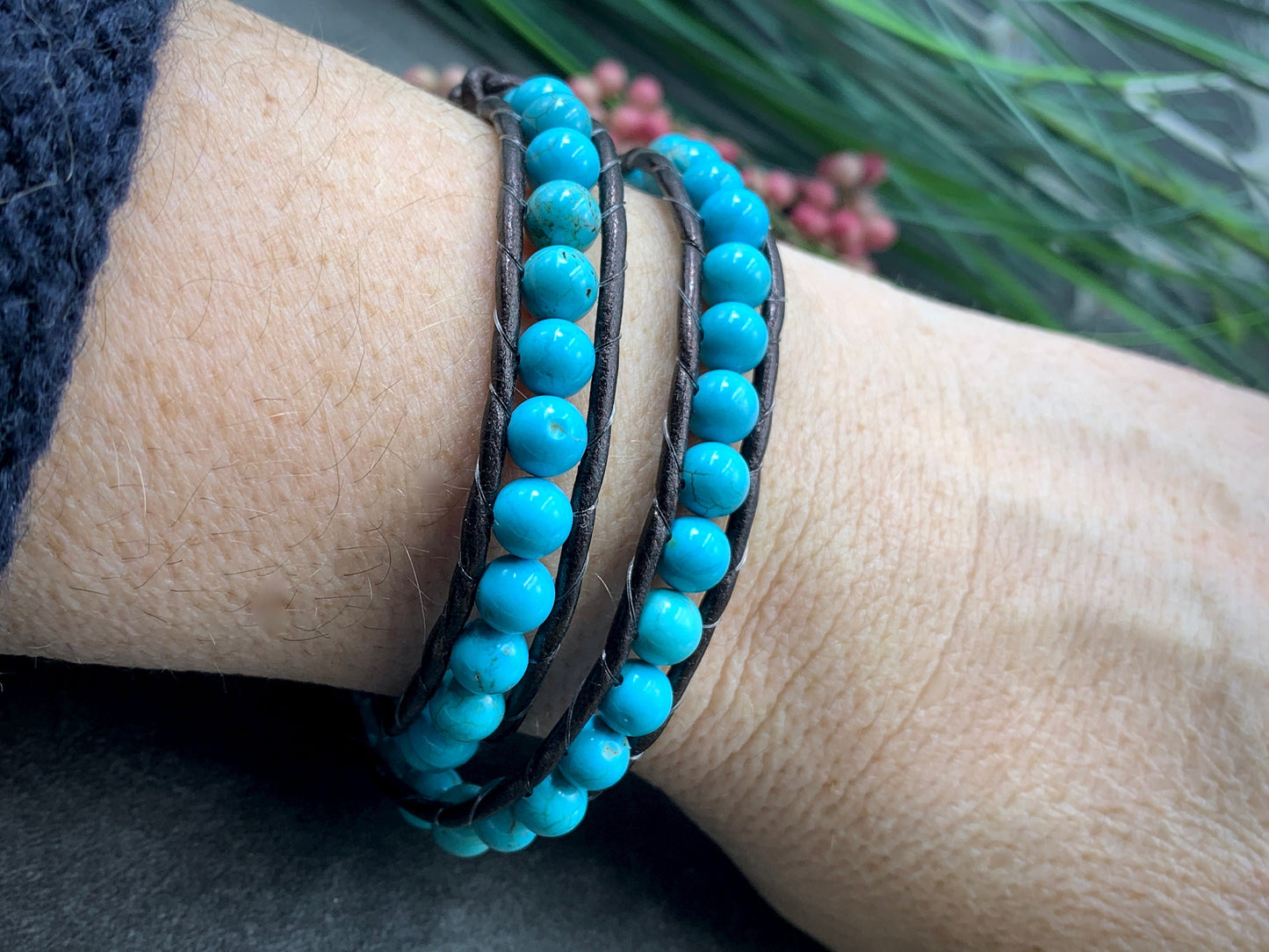 Wickelarmband Türkise und Leder -  Perlenarrmband gewickelt im Bohostil - Geschenk Liebe Freundin Geburtstag - Edelstein wählbar