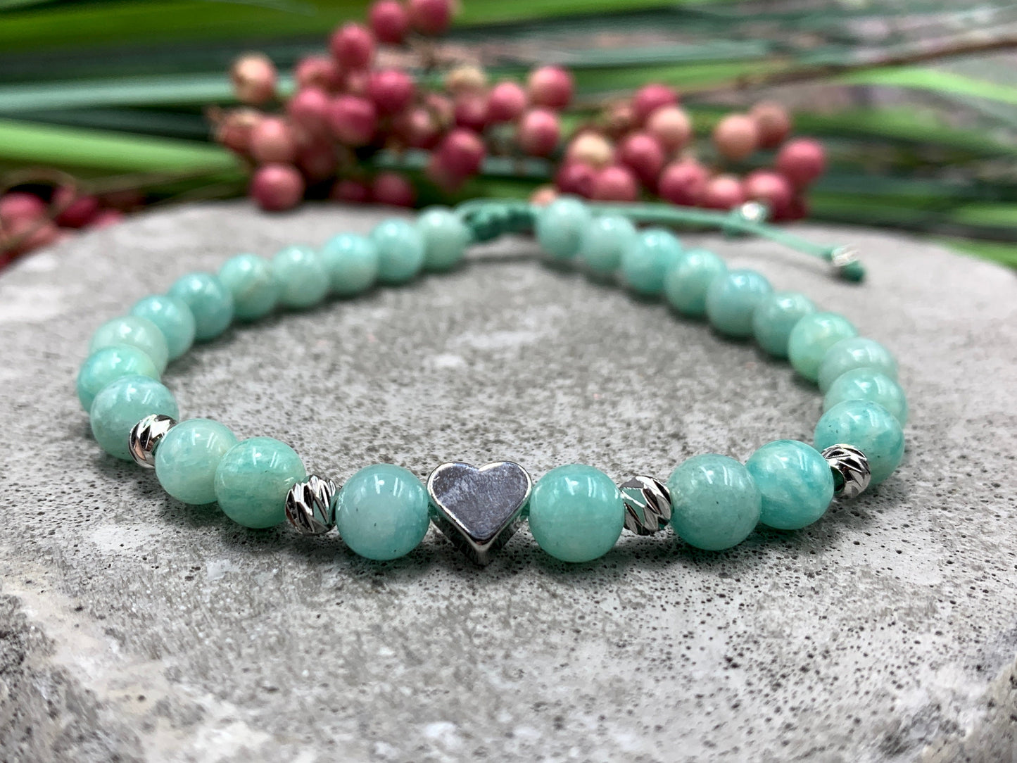 Perlenarmband Amazonit Makramee - Herz Perle echt platiniert - Glücksarmband Kommunikation Herzchakra - personalisierbar - viele Edelsteine