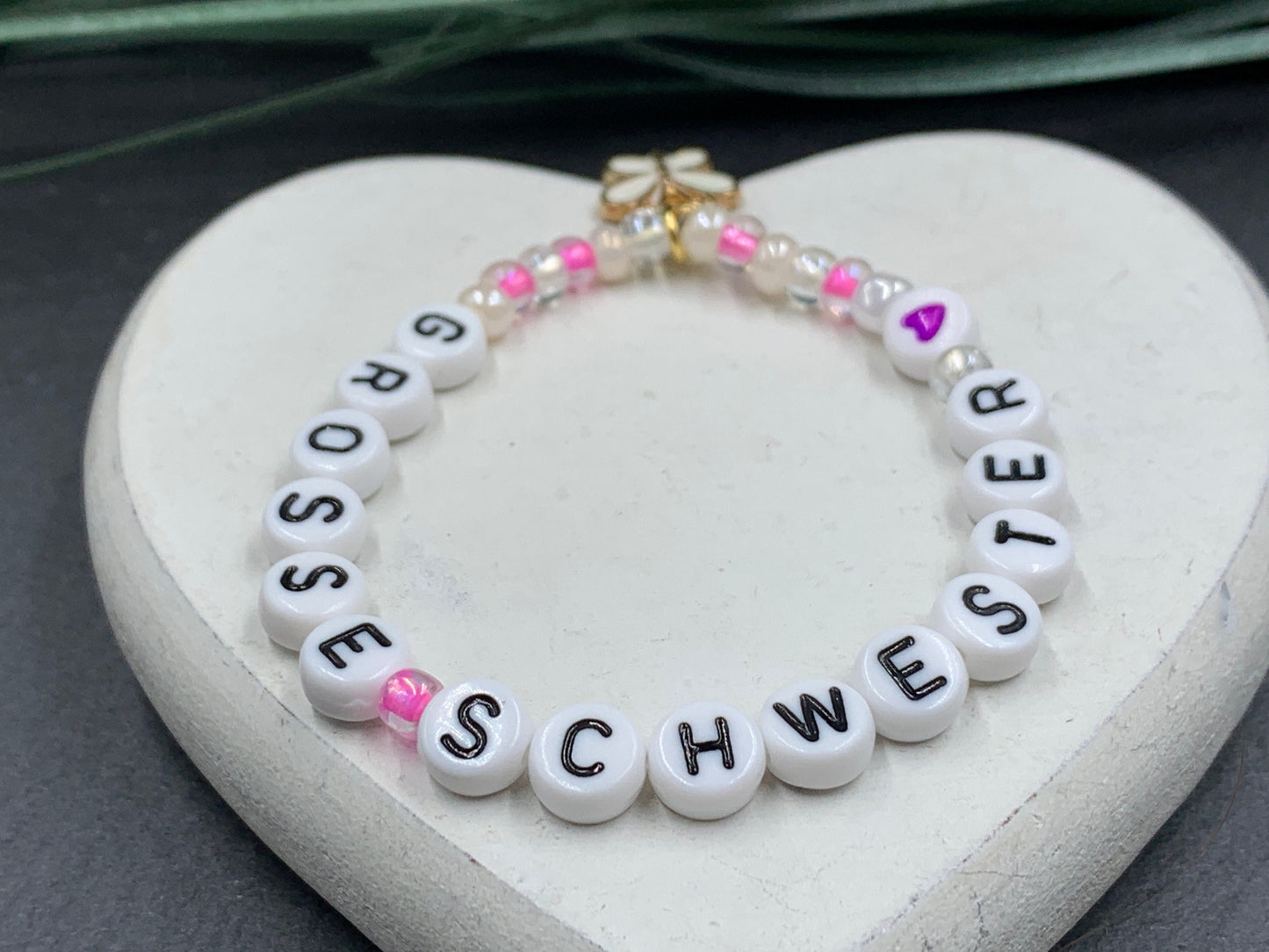 Perlenarmband Grosse Schwester Rosa - Geschenk Schwesterherz kleiner Bruder Familie Mädchenarmband - Wunschfarbe - personalisierbar