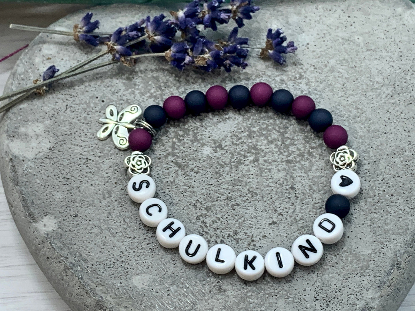 Armband Schulkind Mädchen Hellgrau Rosa Acryl - Geschenk Einschulung erster Schultag Glücksbringer Perlenarmband Mädchen - Wunschfarben