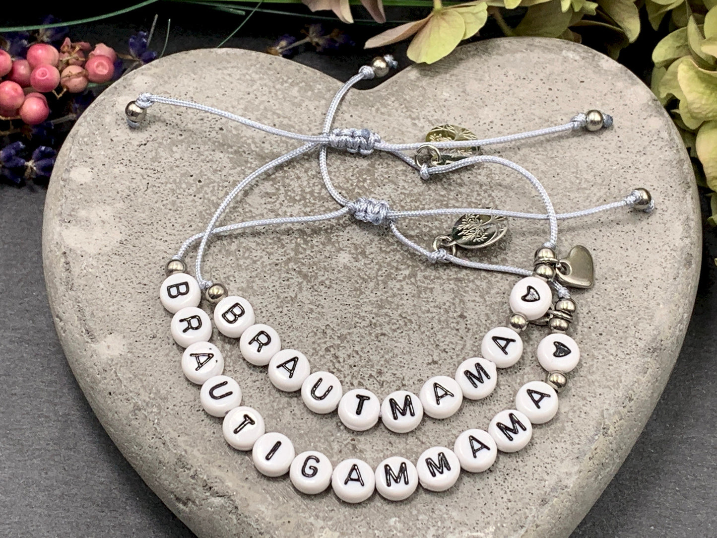 Armband Makramee Brautmama Silbergrau Perlen Edelstahl - Größe einstellbar - Geschenk Bräutigammutter JGA heiraten Trauzeugin - viele Farben