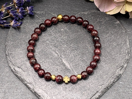 Perlenarmband Granat Herz Vergoldet - Armband Naturstein echt - Geschenk Lieblingsmensch Freundin - diverse Edelsteine - personalisierbar