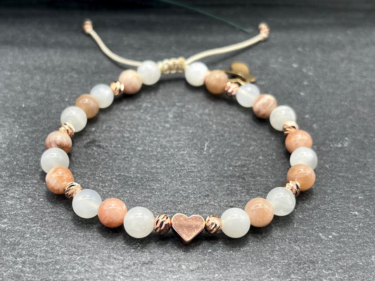 Armband Mondstein Sonnenstein Makramee - Facettenperlen Roségold plated -  spirituelles Perlenarmband Freude Optimismus emotionale Balance