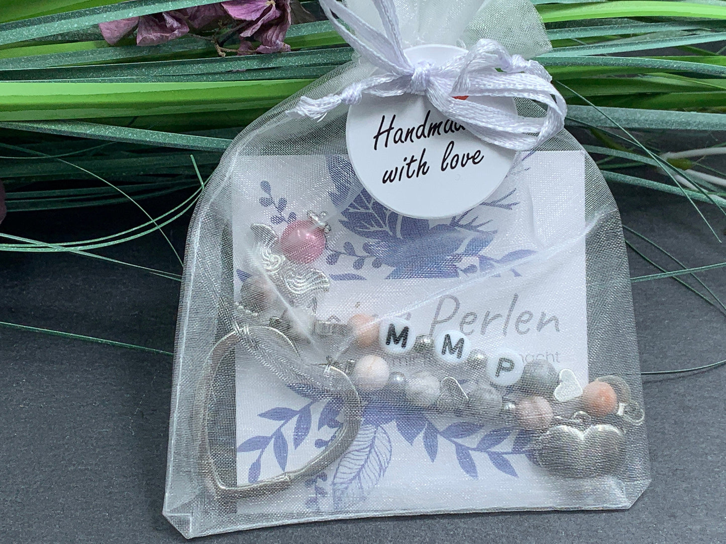 Schlüsselanhänger Perlen Zebra Jaspis echt Initialen Herzen echt Platiniert - Geschenk Mama Geburt Familie Lieblingsmensch personalisierbar