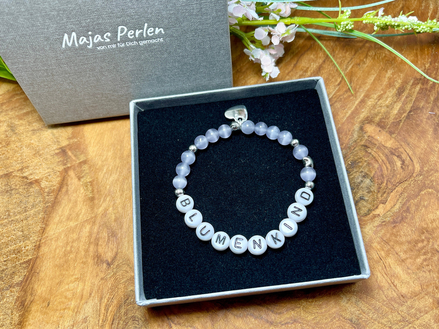 Perlenarmband Blumenkind- Cateyeperlen Flieder und Edelstahl - Farbe wählbar - Geschenk Blumenmädchen Kerzenkind Team Braut - viele Farben
