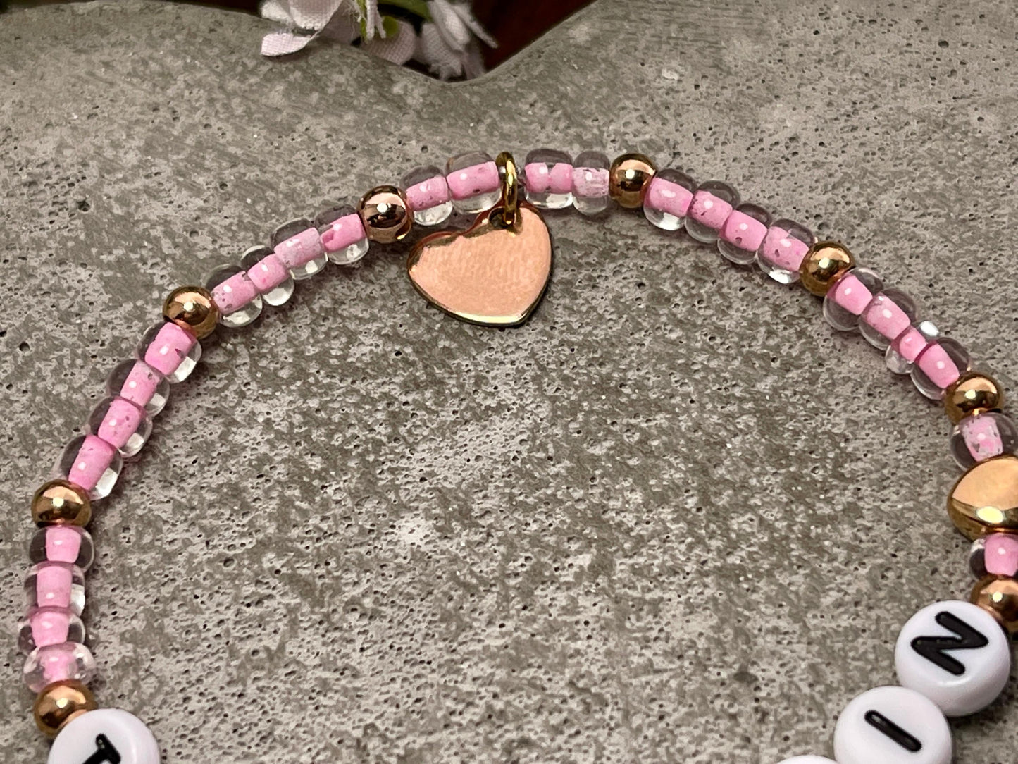 Armband Patenkind Rocailles Rosa Edelstahl Roségold - Andenken Taufgeschenk - verschiedene Farben nach Wunsch - personalisierbar