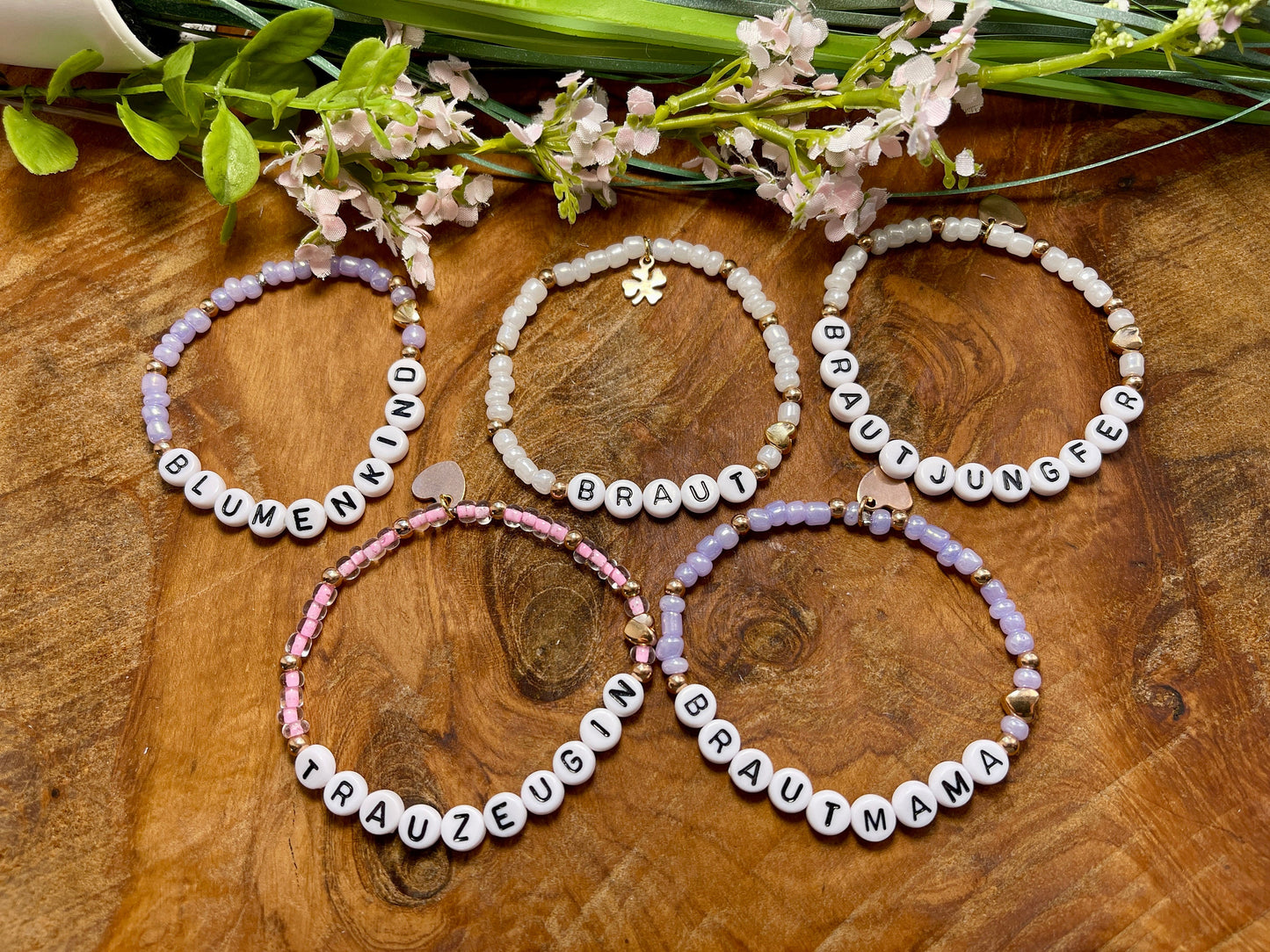 Armband Blumenkind Rocailles Flieder Edelstahl Roségold - Farben lila pink weiß - Geschenk Blumenmädchen Kerzenkind - personalisierbar
