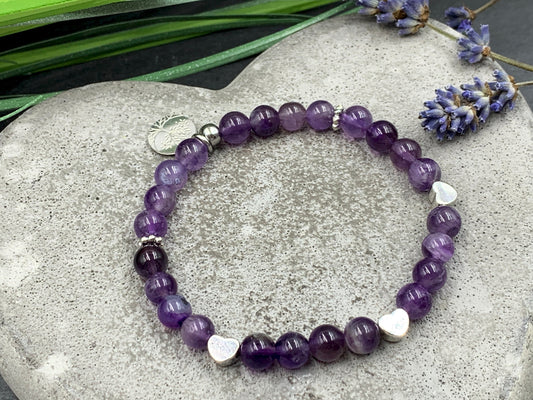 Armband Amethyst Herz platiniert - Geschenk Liebe Glück Herzmensch - Perlenarmband Naturstein echt - personalisierbar - viele Edelsteine