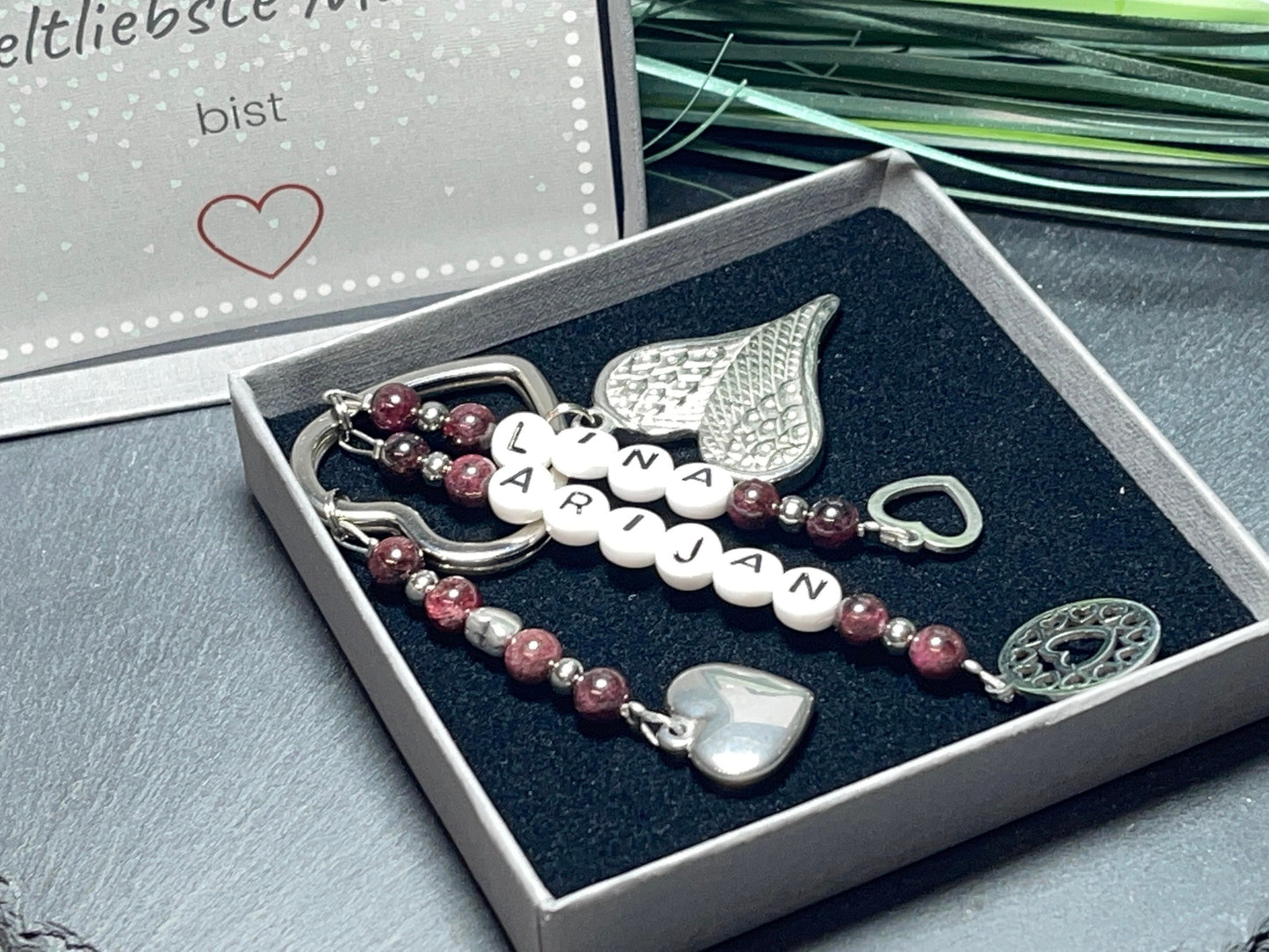 Schlüsselanhänger Perlen bis 5 Namen Granat echt - Geschenk Mama Oma Tante Liebe Geburt Familie - viele Edelsteine - personalisierbar