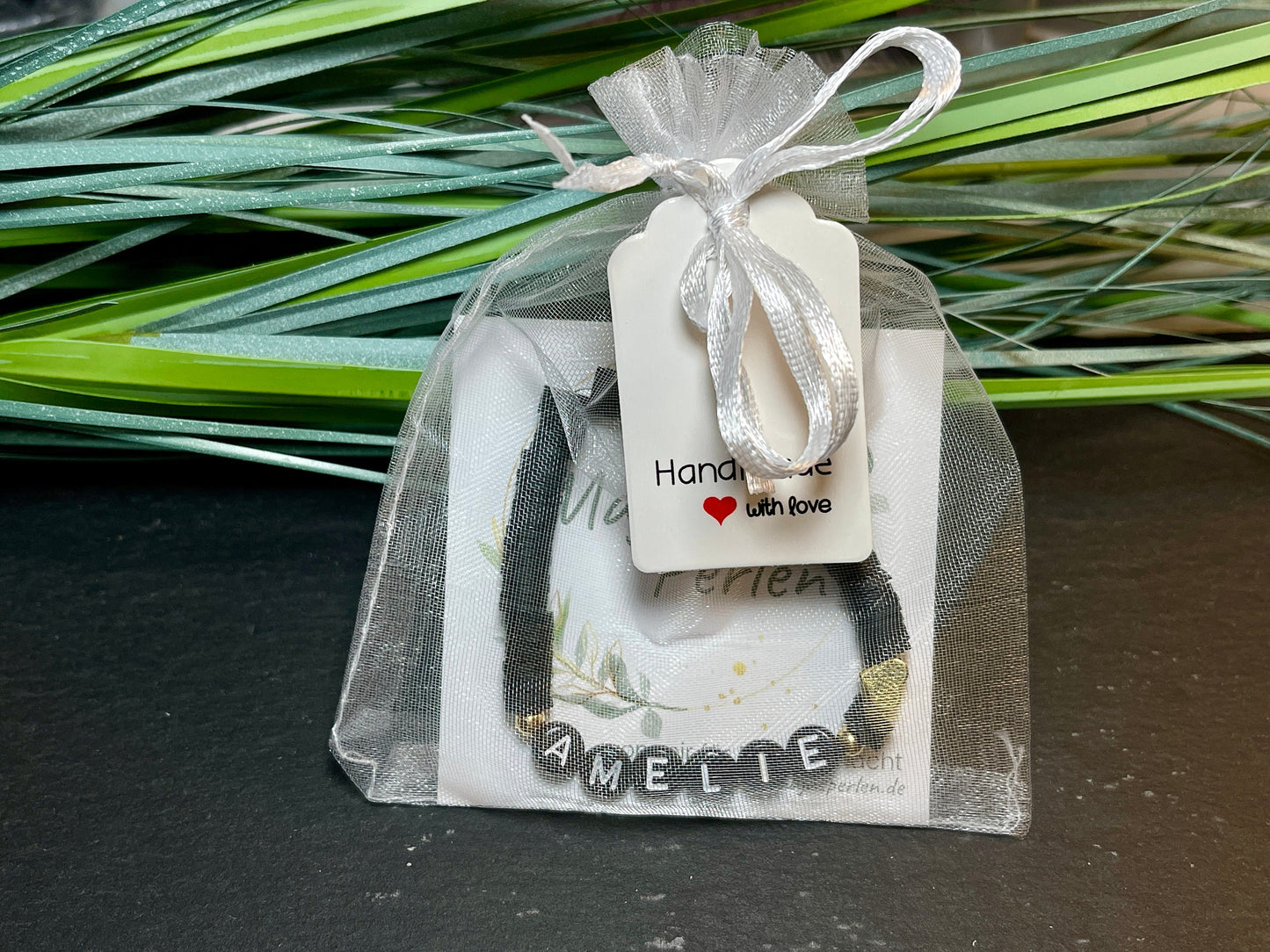 Namensarmband Katsuki Schwarz Gold- Größe 12 cm bis 20 cm- viele Farben- Geschenk für Mädchen Junge Kind Kinderarmband Freundschaft Keishi