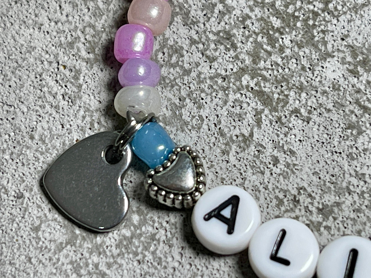 Namensarmband Rocailles Name Alina - Geschenk Mädchen Kinder Freundschaft Namensarmband - Farben wählbar - Mädchenarmband Kinderarmband