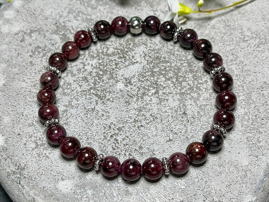 Granat Armband mit Perlen echt 6mm Daisyperlen echt Platiniert oder Vergoldet - Handmade Perlenarmband Kreativität Vertrauen Freundschaft