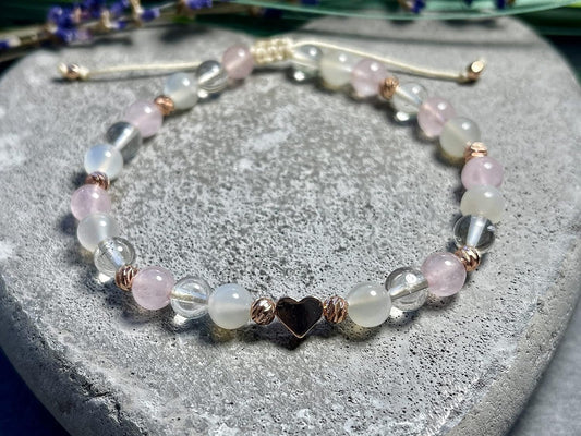 Armband Mondstein Bergkristall Rosenquarz Makramee - Facettenperlen Roségold plated - spirituelles Perlenarmband positive Energie Liebe