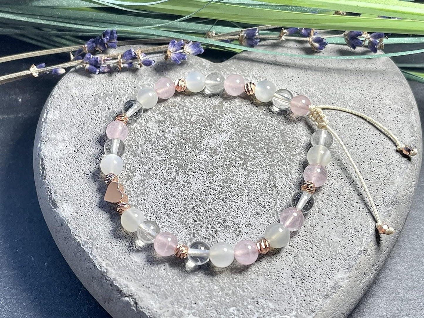 Armband Mondstein Bergkristall Rosenquarz Makramee - Facettenperlen Roségold plated - spirituelles Perlenarmband positive Energie Liebe