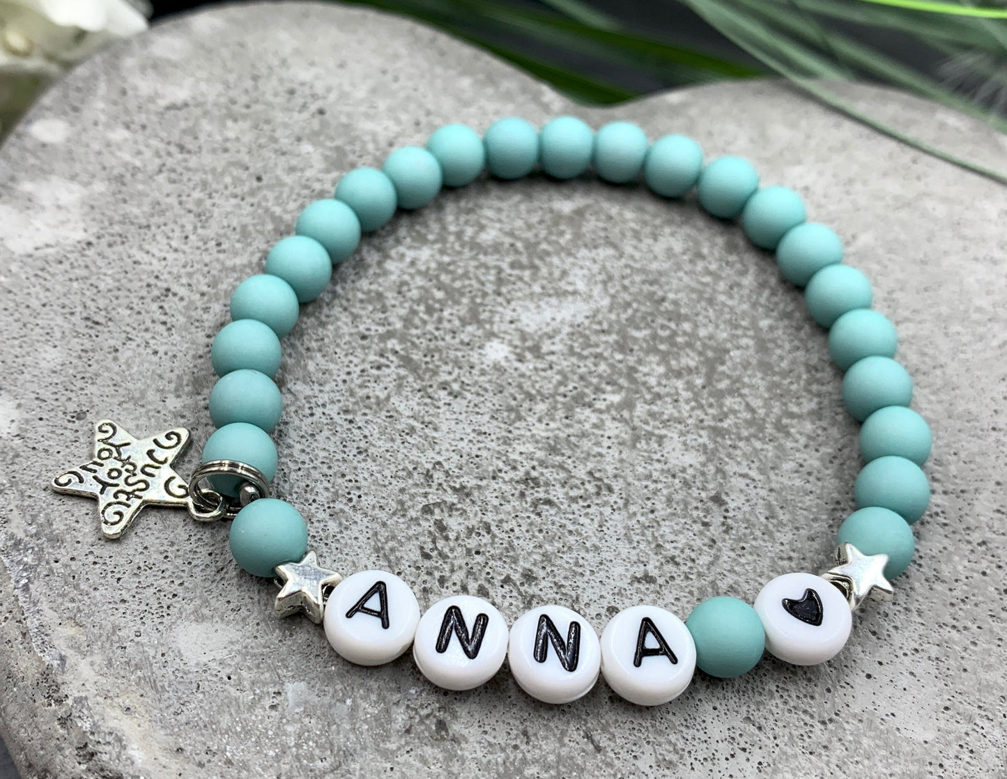 Armband mit Namen Anna Türkis Acryl - Geschenk Mädchen Kinderarmband personalisiert -  Wunschfarbe - viele Farben