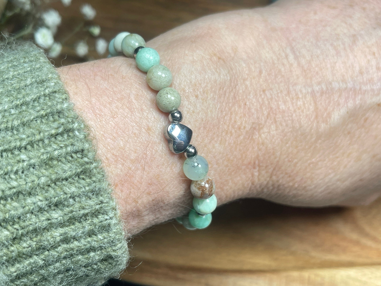 Armband Chrysopras Herz Edelstahl Silber Makramee verstellbar - Perlenarmband Harmonie Vertrauen Geborgenheit- Spiritueller Schmuck