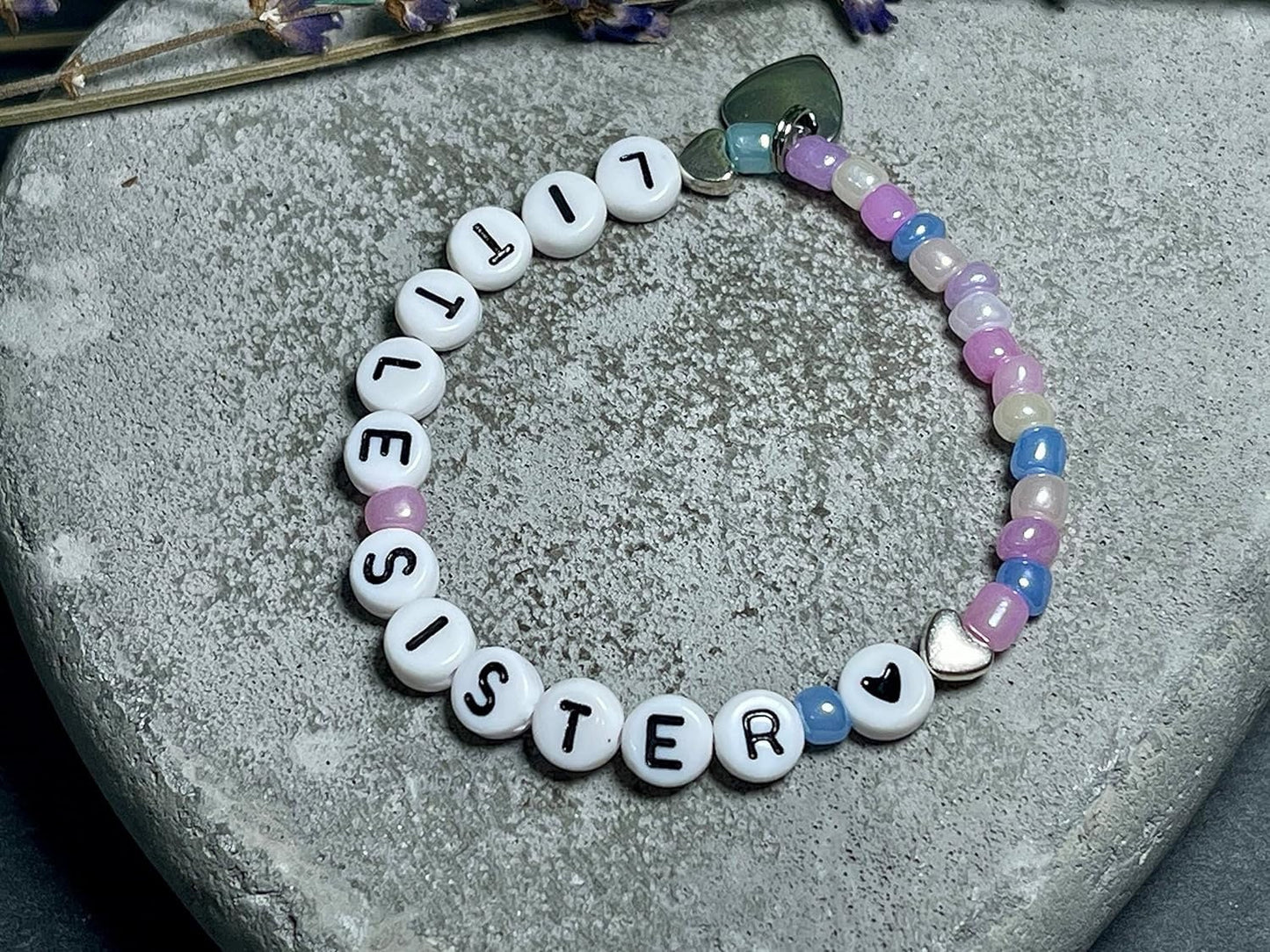 Perlenarmband Grosse Schwester Regenbogen- Geschenk Schwesterherz kleiner Bruder Familie Mädchenarmband - Wunschfarbe - personalisierbar