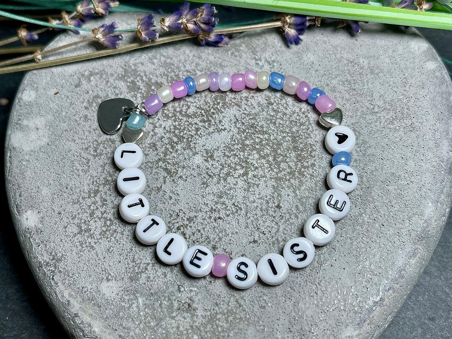 Perlenarmband Grosse Schwester Regenbogen- Geschenk Schwesterherz kleiner Bruder Familie Mädchenarmband - Wunschfarbe - personalisierbar