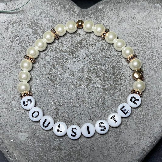 Perlenarmband Soulsister - hochwertig gewachste Glasperlen Perlmuttimitat - Geschenk Lieblingsmensch Seelenschwester - personalisierbar