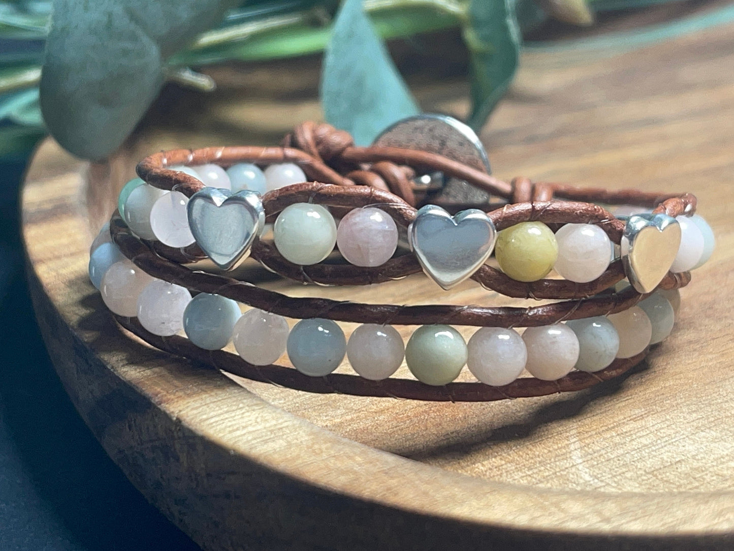 Wickelarmband Morganit echte Natursteine Leder und DQ_Herzen - gewickeltes Perlenarmband - Boho Stil - Edelstein nach Wunsch