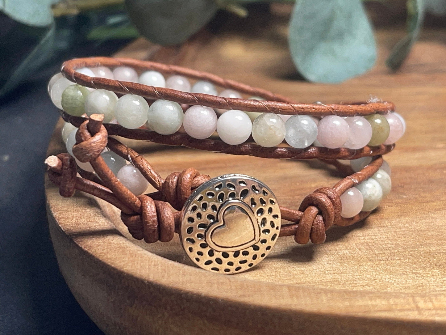 Wickelarmband Morganit echte Natursteine Leder und DQ_Herzen - gewickeltes Perlenarmband - Boho Stil - Edelstein nach Wunsch