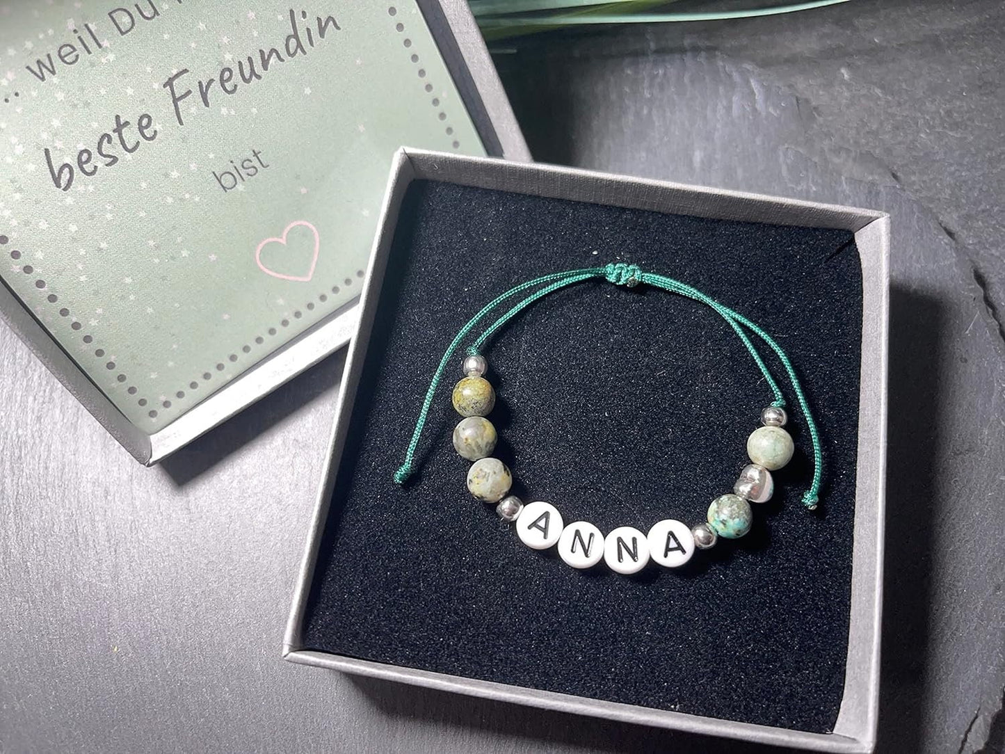 Majas Perlen Armband mit Namen Peridot Herz DQ - alle Größen einstellbar XS bis XXL - echte Edelsteine und Edelstahl - Unisex