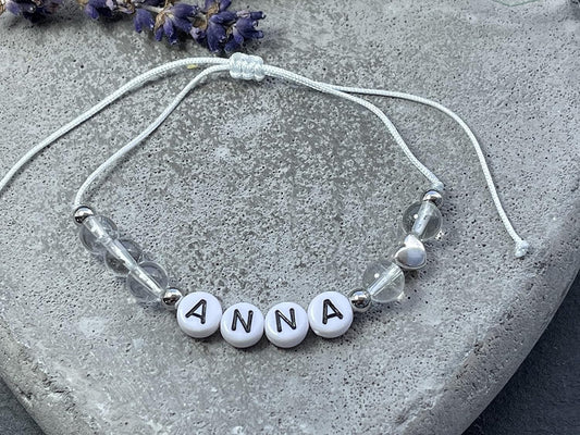 Majas Perlen Armband mit Namen Bergkristall Herz DQ - alle Größen einstellbar XS bis XXL - echte Edelsteine und Edelstahl - Unisex