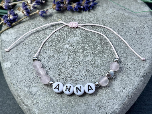 Majas Perlen Armband mit Namen Rosenquarz Herz DQ - alle Größen einstellbar XS bis XXL - echte Edelsteine und Edelstahl - Unisex