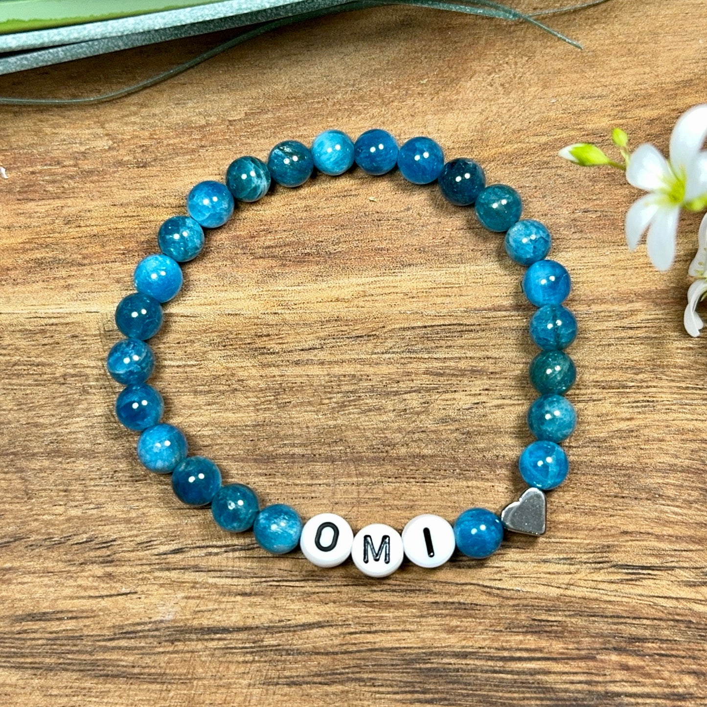 Armband Apatit mit Namen echte Naturperlen Herz platiniert - Namensarmband Geschenk Mama Geburt Freundin Lieblingsmensch - personalisierbar