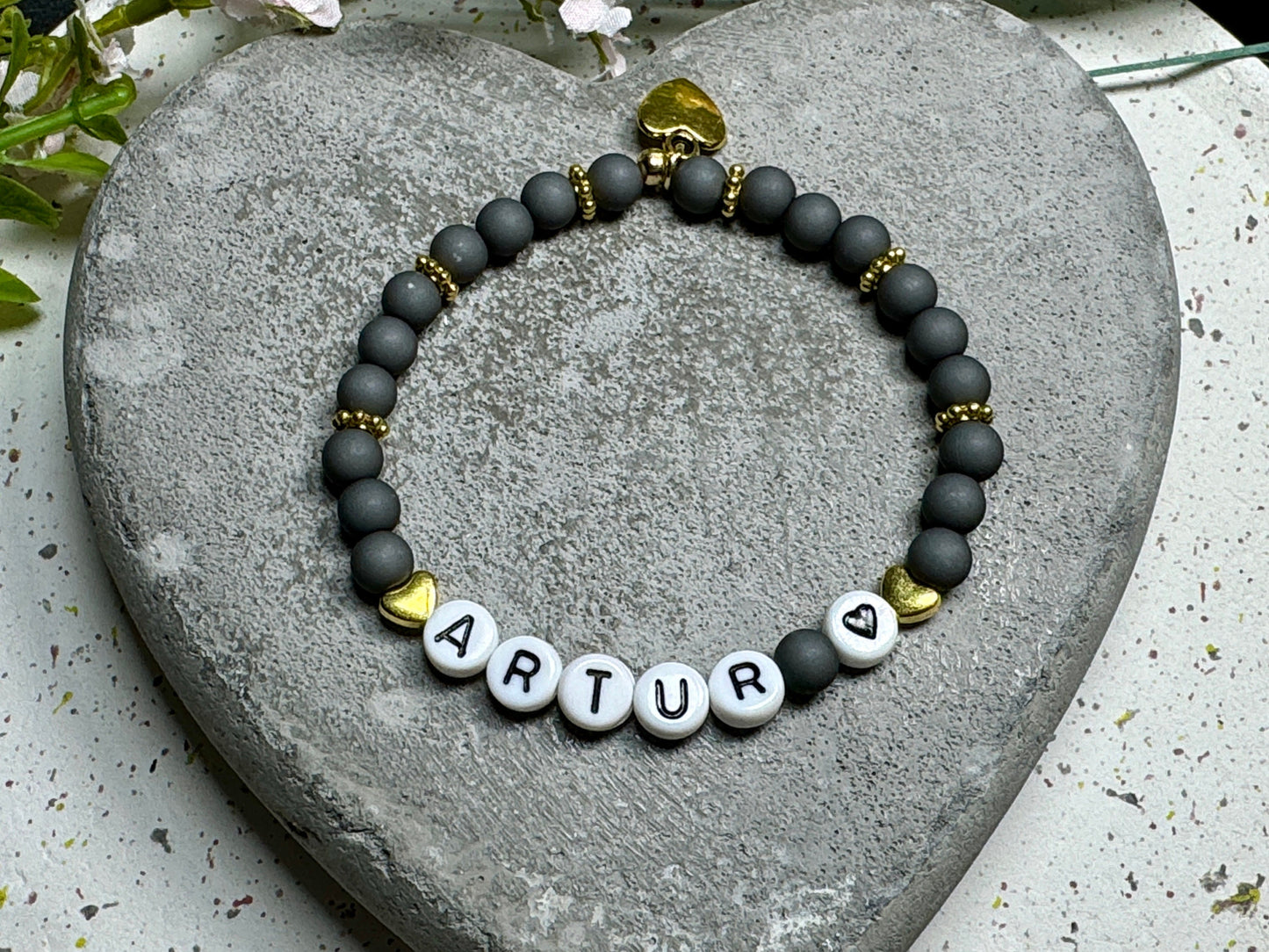 Armband mit Namen Acryl Anthrazit mit Gold - Geschenk Mama Freundschaft Kinderarmband personalisiert -  Wunschfarbe - viele Farben