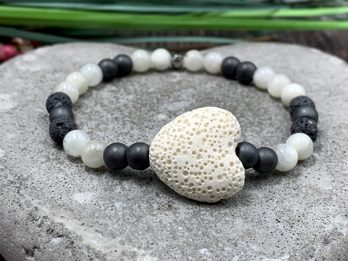 Armband Diffuser Mondstein Lava Hämatit, Schmuck für ätherische Öle, Duftarmband
