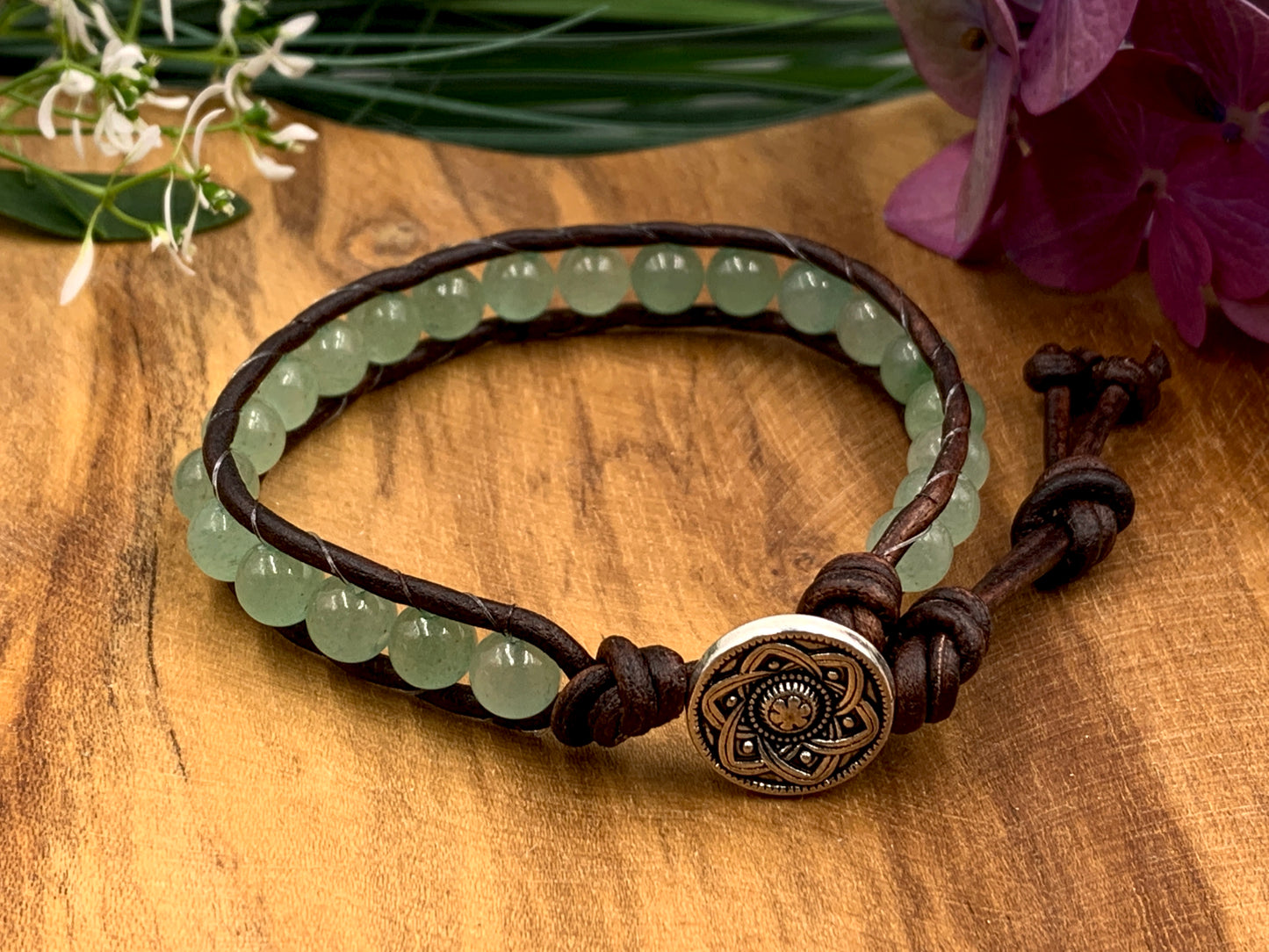 Bohoarmband Aventurin, Aventurinarmband mit Leder, Geschenk Freundin, Geburtsstein Widder
