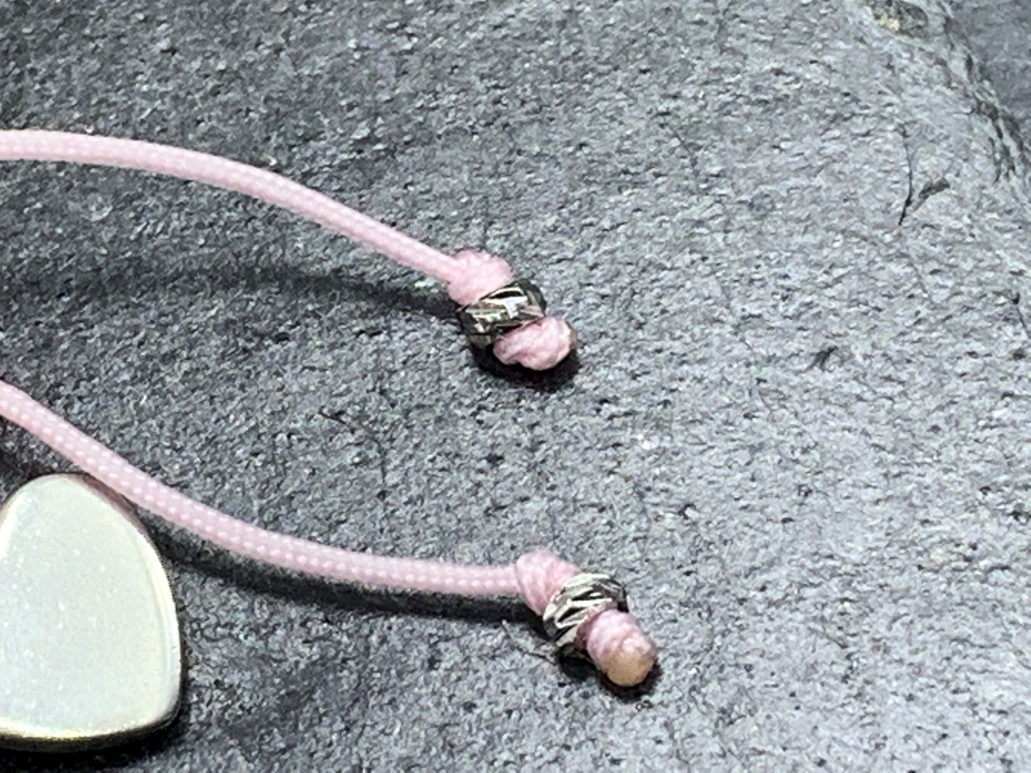 Armband Rosenquarz Datum Makramee, Freundschaftsarmband, Geschenk Liebe