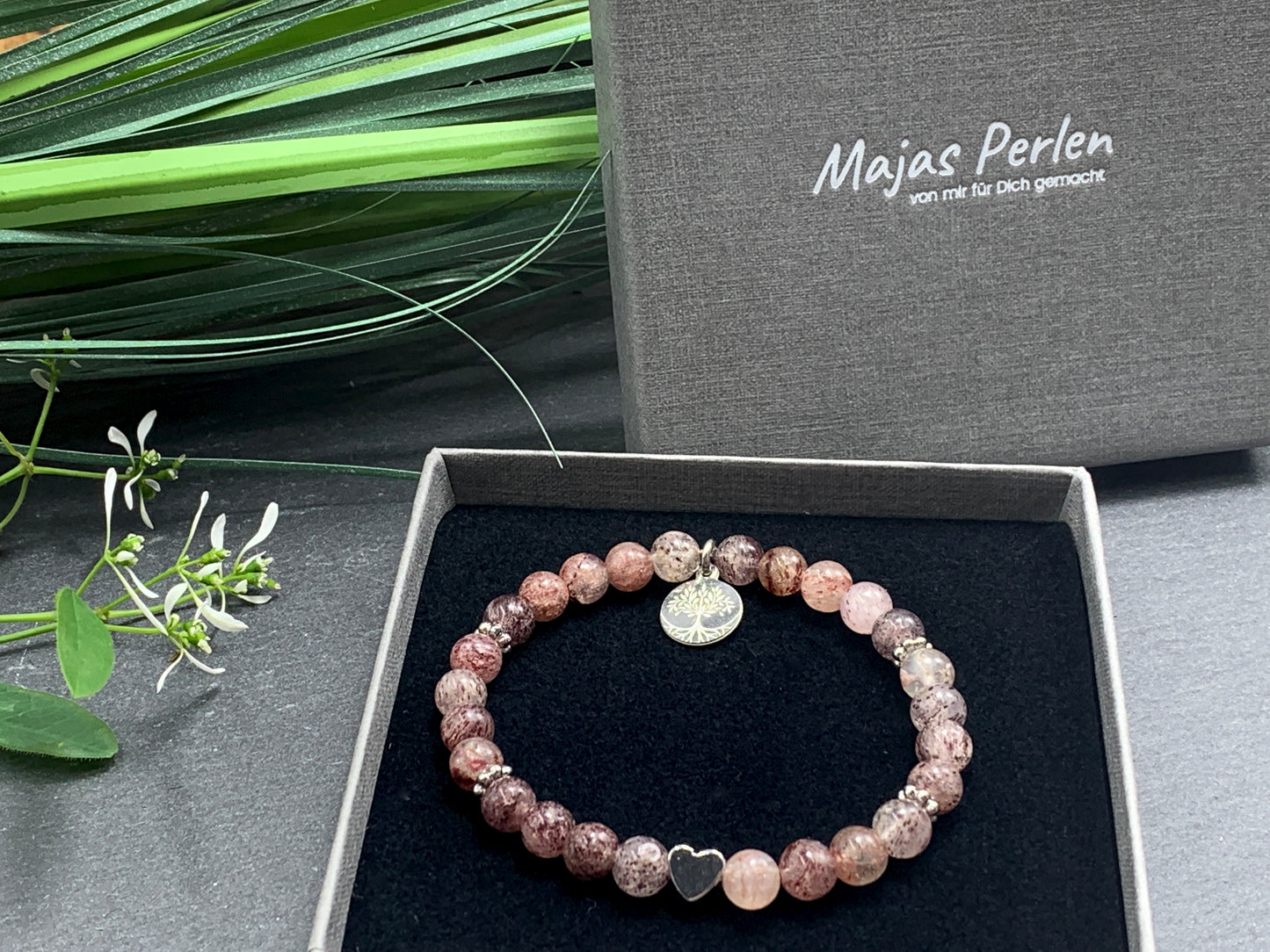 Armband Erdbeerquarz echt - Herz Messing Weißgold plated mit Daisyperlen echt platiniert - Armband schön zu kombinieren