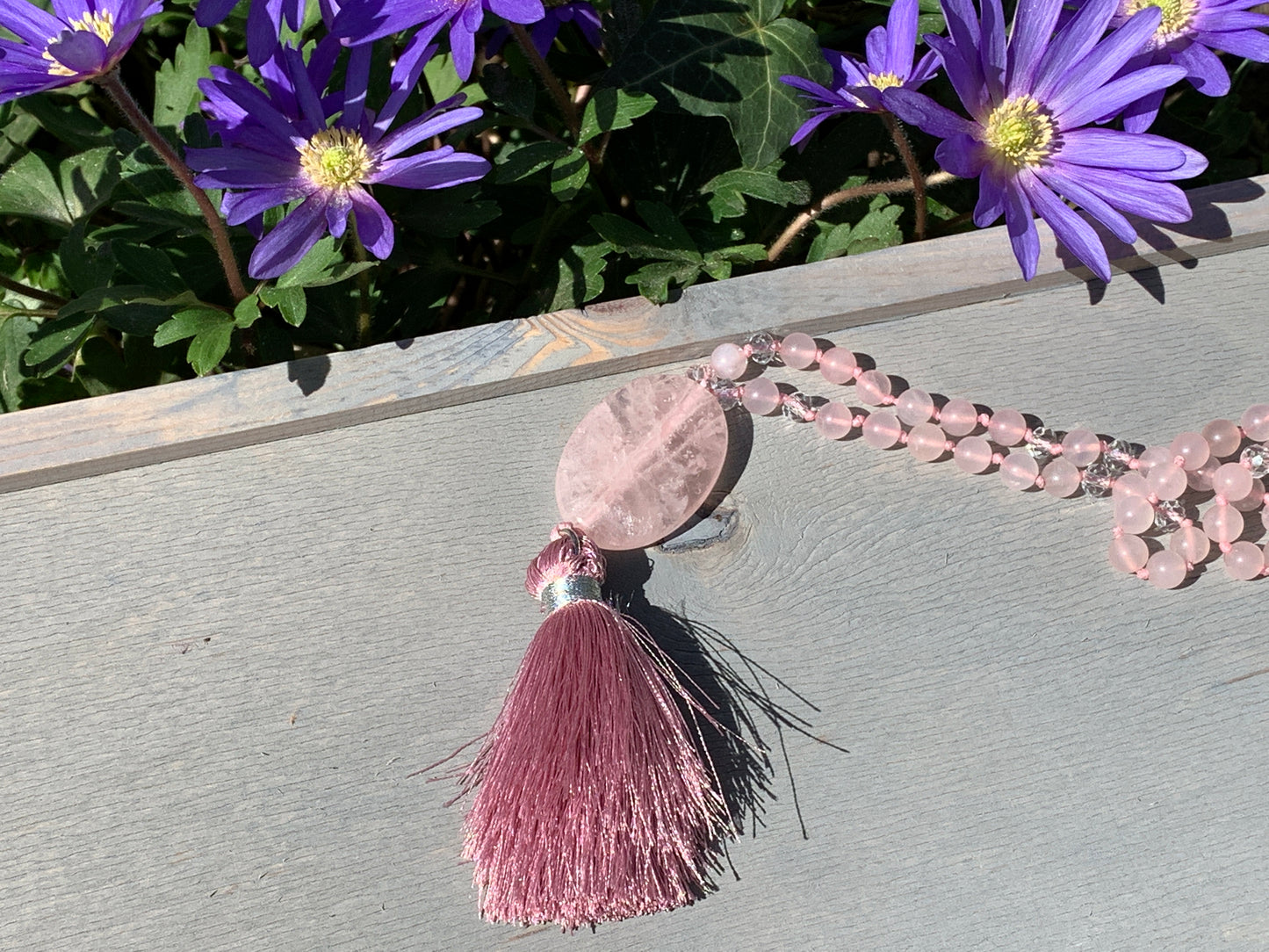 Malakette Rosenquarz handgeknotet - Meditationskette 108 Perlen Halskette - Gebetskette Yoga - Handmade personalisierbar