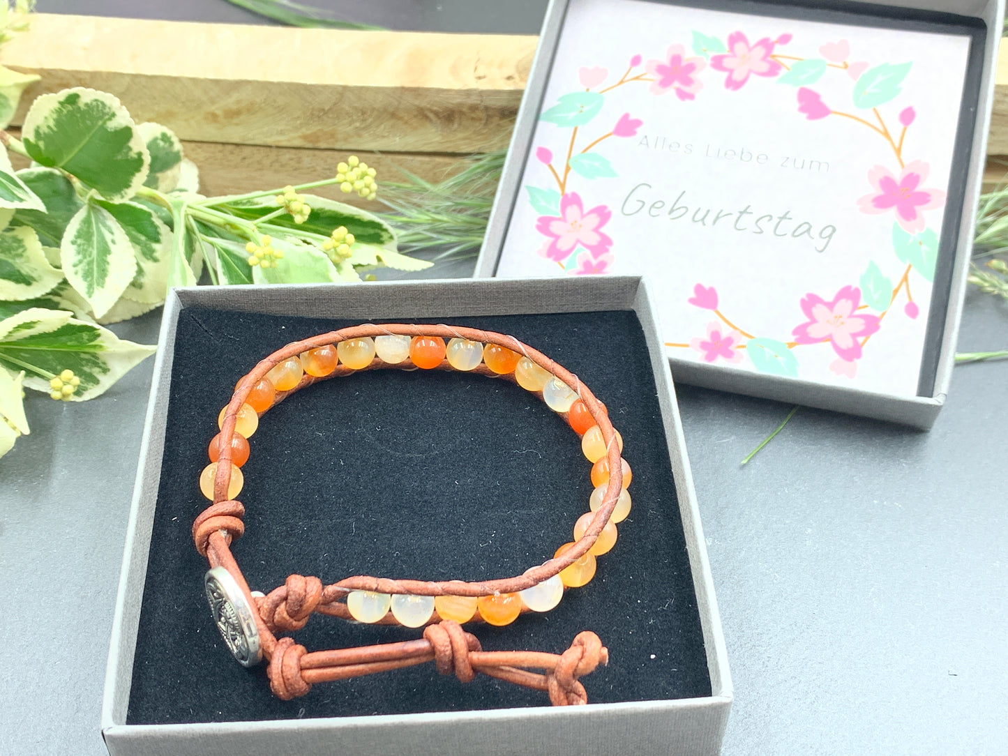 Wickelarmband Karneol - Bohoarmband gewickelt - lässiges Perlenarmband Vintage Style - Handmade personalisierbar